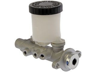 Brake Master Cylinder M390118 - front view