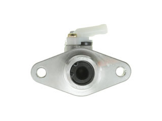 Brake Master Cylinder M39768 - back view
