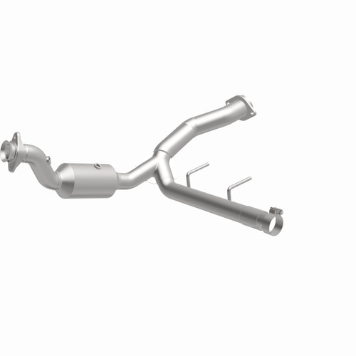 MagnaFlow 21-475 OEM Grade Direct-Fit Catalytic Converter for 2015-2020 Ford F-150 3.5L