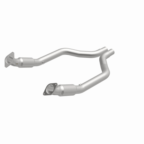 MagnaFlow 16420 OEM Grade Direct-Fit Catalytic Converter for 2005-2014 Chrysler 300/Dodge Challenger/Charger/Magnum