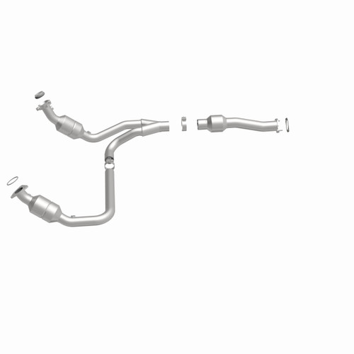 MagnaFlow OEM Grade Direct-Fit Catalytic Converter 52134 for 2009-2014 GM Express Savana