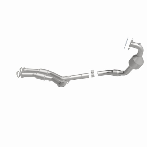 MagnaFlow OEM Grade Manifold Catalytic Converter 52647 for 2012-2016 Cadillac SRX 3.6L