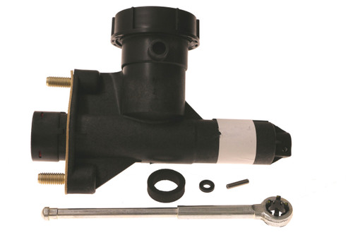 Clutch Master Cylinder SH5007 - angled view