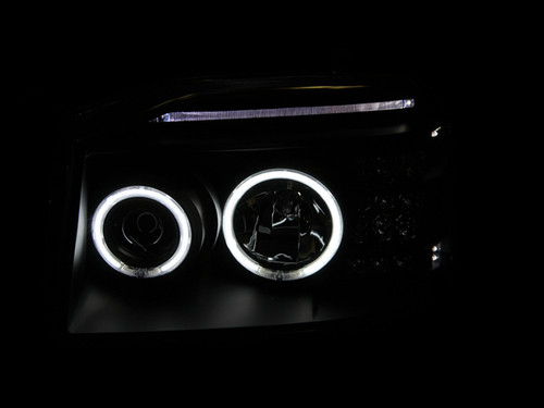 ANZO Projector Headlights w/ Halo Black (CCFL) for Nissan Frontier | 111172