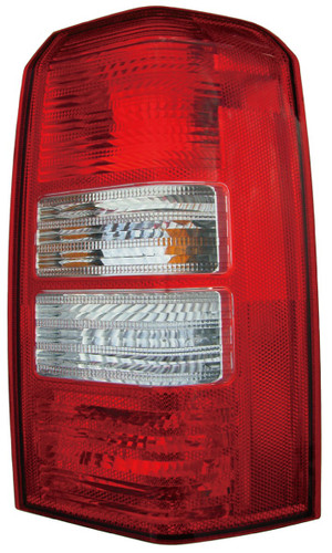 Right Tail Light Assembly CS262-B100R - front view