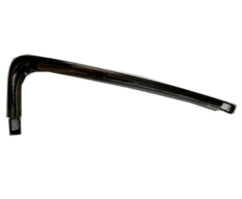 Bumper Cover Molding MI1047100 - front view