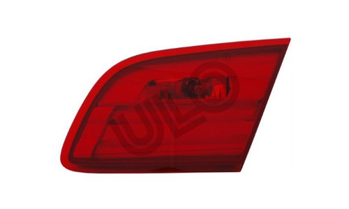 Right Inner Tail Light Assembly - with Lamp Base 1081006 - front view
