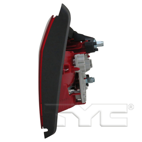 Right Inner CAPA Certified Tail Light Assembly 17-5573-00-9 - connector view