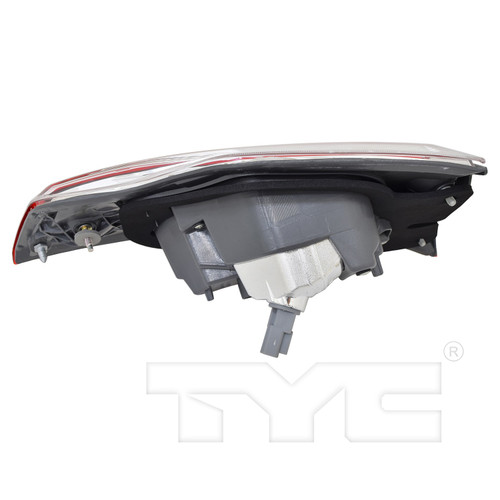 Right Inner Tail Light Assembly 17-5737-90 - bottom view