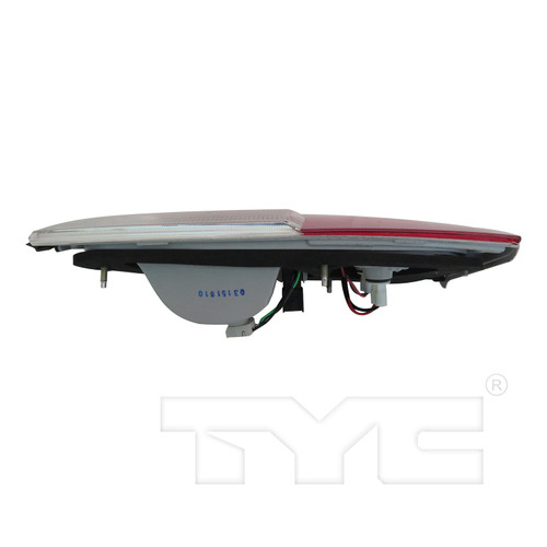 Right Inner CAPA Certified Tail Light Assembly 17-5747-00-9 - bottom view