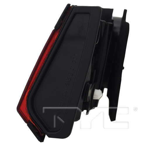 Right Inner CAPA Certified Tail Light Assembly 17-6001-00-9 - angled view