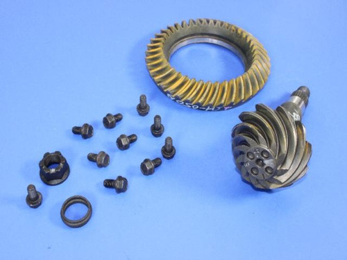 Mopar Rear Differential Ring and Pinion Gear Set 05135943AC - angled view