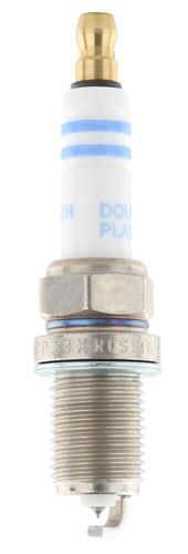 Fine Wire Double Platinum Spark Plug 8100 - angled view