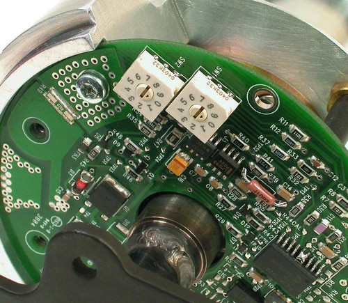 MSD Ignition 8394 | Digital E-Curve Distributor for Chevrolet