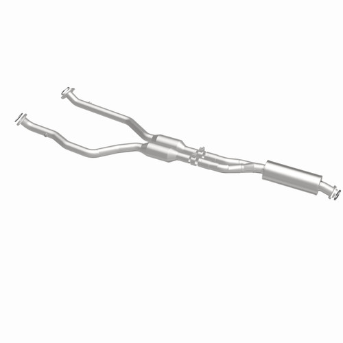 MagnaFlow 21-071 OEM Grade Direct-Fit Catalytic Converter for 2006-2013 Lexus IS250 2.5L