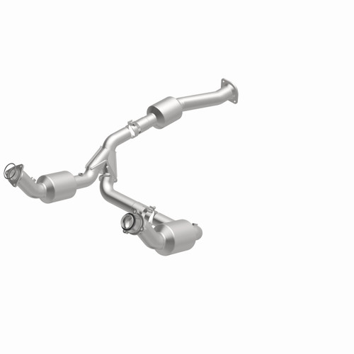 MagnaFlow 280745 OEM Grade Direct-Fit Catalytic Converter for 2020-2023 Chevy Silverado 2500