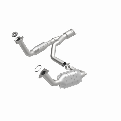 MagnaFlow HM Grade Direct-Fit Catalytic Converter 93496 for 2004-2006 Jeep Wrangler 4.0L