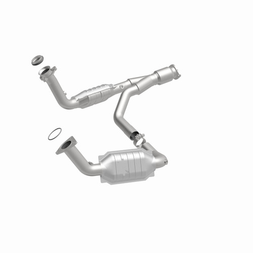 MagnaFlow HM Grade Direct-Fit Catalytic Converter 93496 for 2004-2006 Jeep Wrangler 4.0L