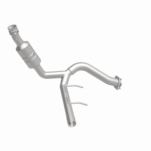 MagnaFlow OEM Grade Direct-Fit Catalytic Converter 52418 for 2009-2014 Ford Lincoln Expedition F-150