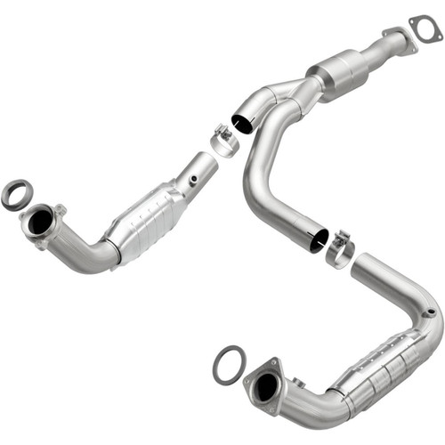 MagnaFlow OEM Grade Direct-Fit Catalytic Converter 52113 for 2012-2020 GM Express Savana