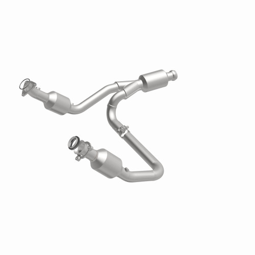 MagnaFlow 280424 OEM Grade Direct-Fit Catalytic Converter for 2014-2015 Chevy Silverado