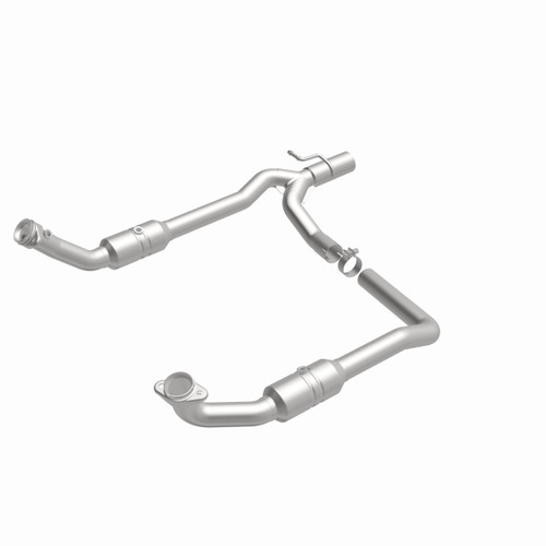 MagnaFlow California CARB Direct-Fit Catalytic Converter 5551294 for 2009-2014 Ford E-150