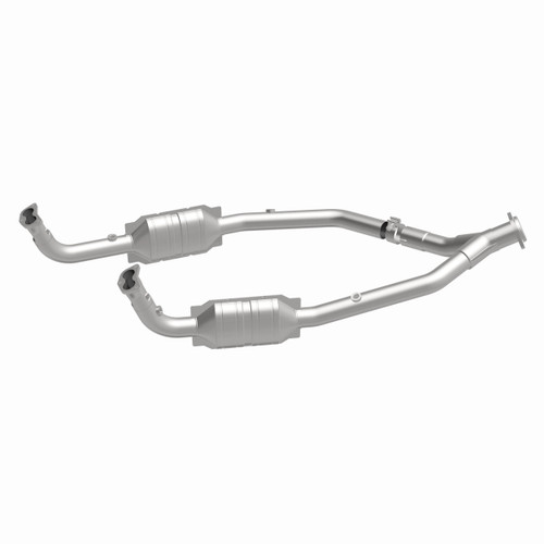 MagnaFlow HM Grade Direct-Fit Catalytic Converter 93689 for 1999-2004 Land Rover Discovery