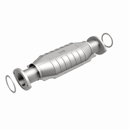 MagnaFlow 23882 HM Grade Direct-Fit Catalytic Converter for 1995-2000 Toyota Tacoma
