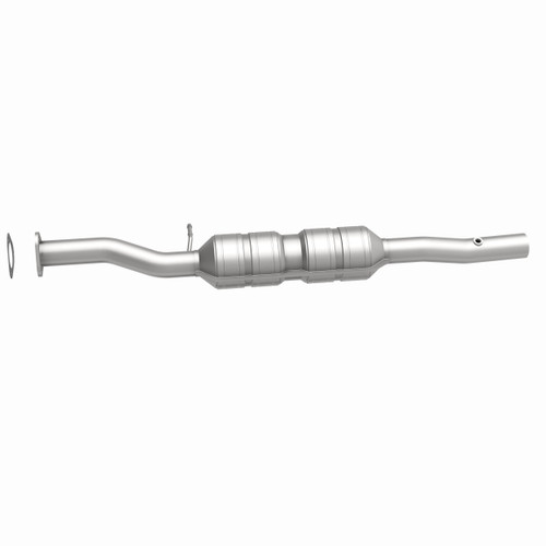MagnaFlow HM Grade Direct-Fit Catalytic Converter 55324 for 2000-2005 Ford Excursion F-250