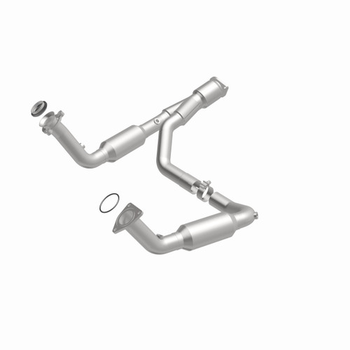 MagnaFlow California CARB Direct-Fit Catalytic Converter 5451650 for 2007-2009 GM Envoy Trailblazer