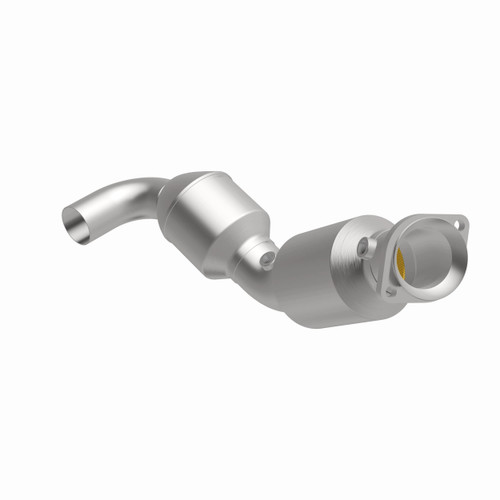 MagnaFlow 280267 OEM Grade Direct-Fit Catalytic Converter for 2021-2024 Ford Expedition