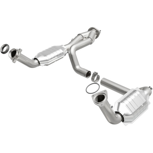 MagnaFlow OEM Grade Direct-Fit Catalytic Converter 51097 for 1999-2007 GM Avalanche Escalade Sierra Silverado