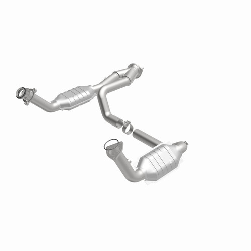 MagnaFlow OEM Grade Direct-Fit Catalytic Converter 51097 for 1999-2007 GM Avalanche Escalade Sierra Silverado