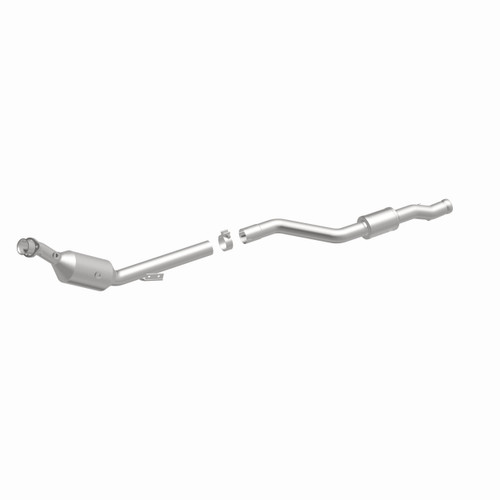 MagnaFlow 21-570 OEM Grade Direct-Fit Catalytic Converter for 2007-2011 Mercedes S550 CL550