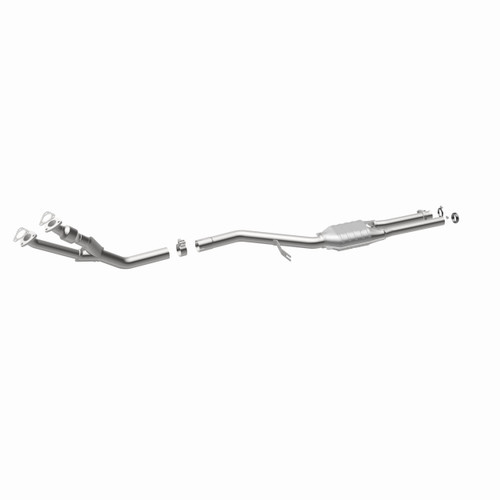 MagnaFlow 3322554 California CARB Compliant Direct-Fit Catalytic Converter for 1987-1991 BMW 325