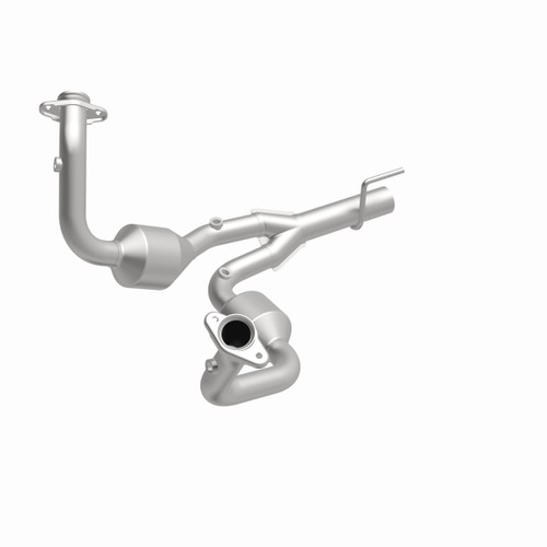 MagnaFlow 23067 HM Grade Direct-Fit Catalytic Converter for 2002-2004 Jeep Grand Cherokee