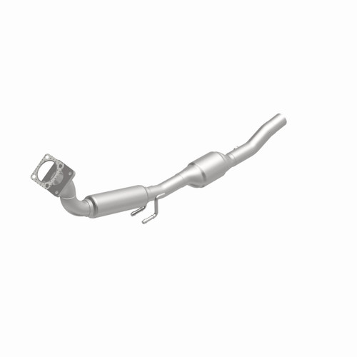 MagnaFlow OEM Grade Direct-Fit Catalytic Converter 51526 for 2001-2006 Volkswagen Beetle Golf Jetta