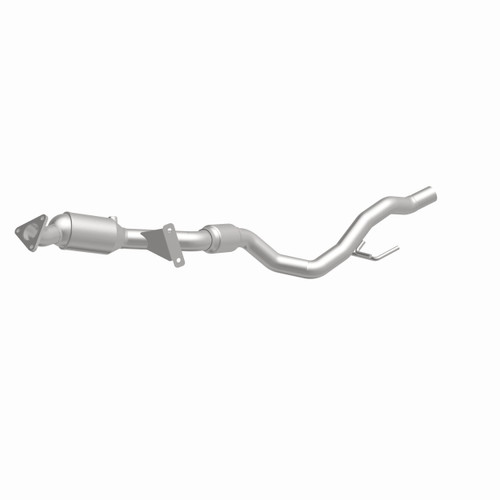 MagnaFlow OEM Grade Direct-Fit Catalytic Converter 52410 for 2011-2018 Porsche Cayenne Volkswagen Touareg