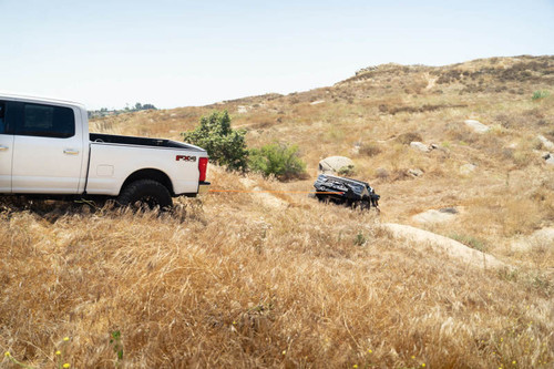 DV8 Offroad UNSK-01BL Elite Series D-Ring Shackles - 1-1/16" Steel, 7/8" Chromoly