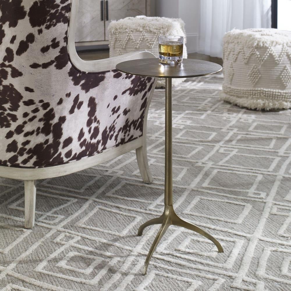 {"pim_id":"208_furn_3660_25149_a_new_2k","sku":"208_25149","media_type":"media"}