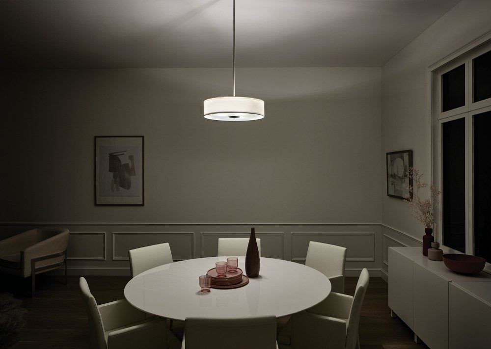 {"pim_id":"147_diningroom_42121oz_overall_night_1a_1k","sku":"147_42121","media_type":"media"}