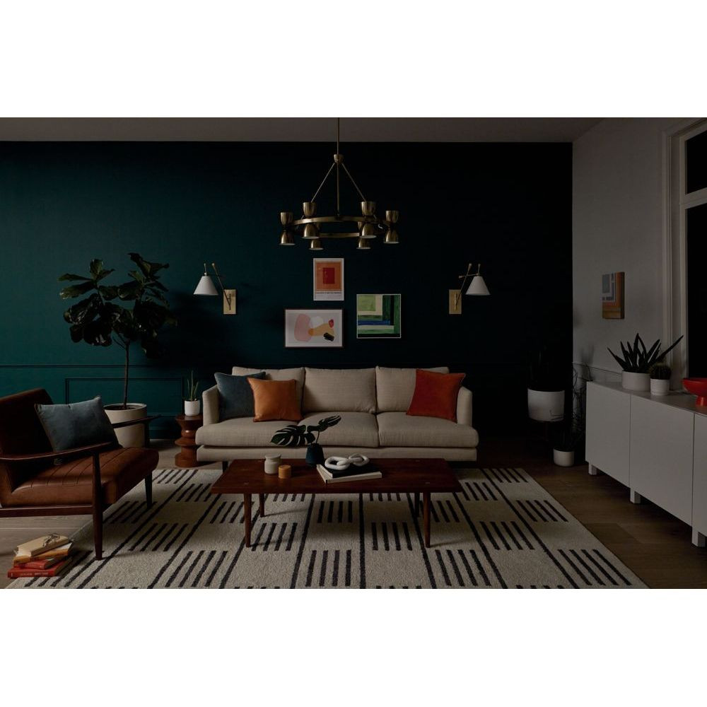 {"pim_id":"147_livingroom_baland_52418bnbled_52339cg_overall_night_off_v1_1k","sku":"147_52418-2331","media_type":"media"}