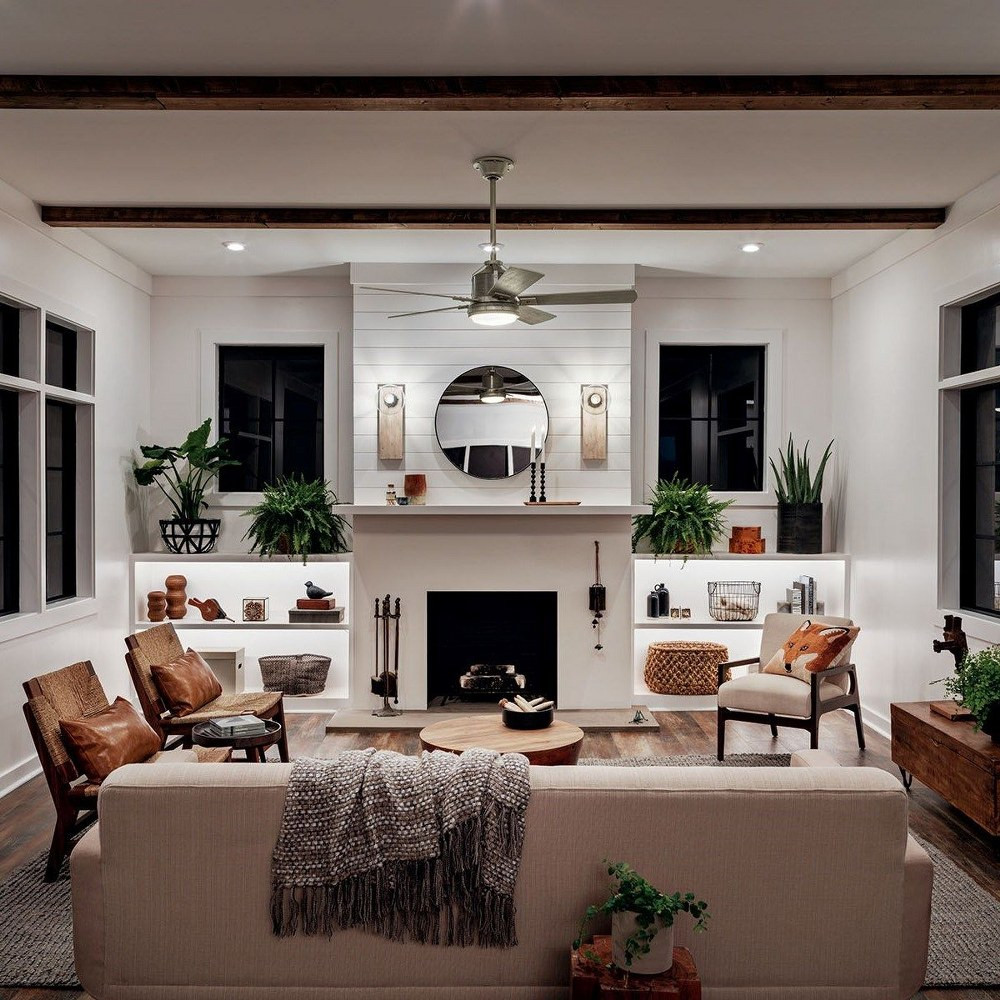 {"pim_id":"147_livingroom_colerne_marquee_300052ni_44298www_night_1k","sku":"147_300052","media_type":"media"}