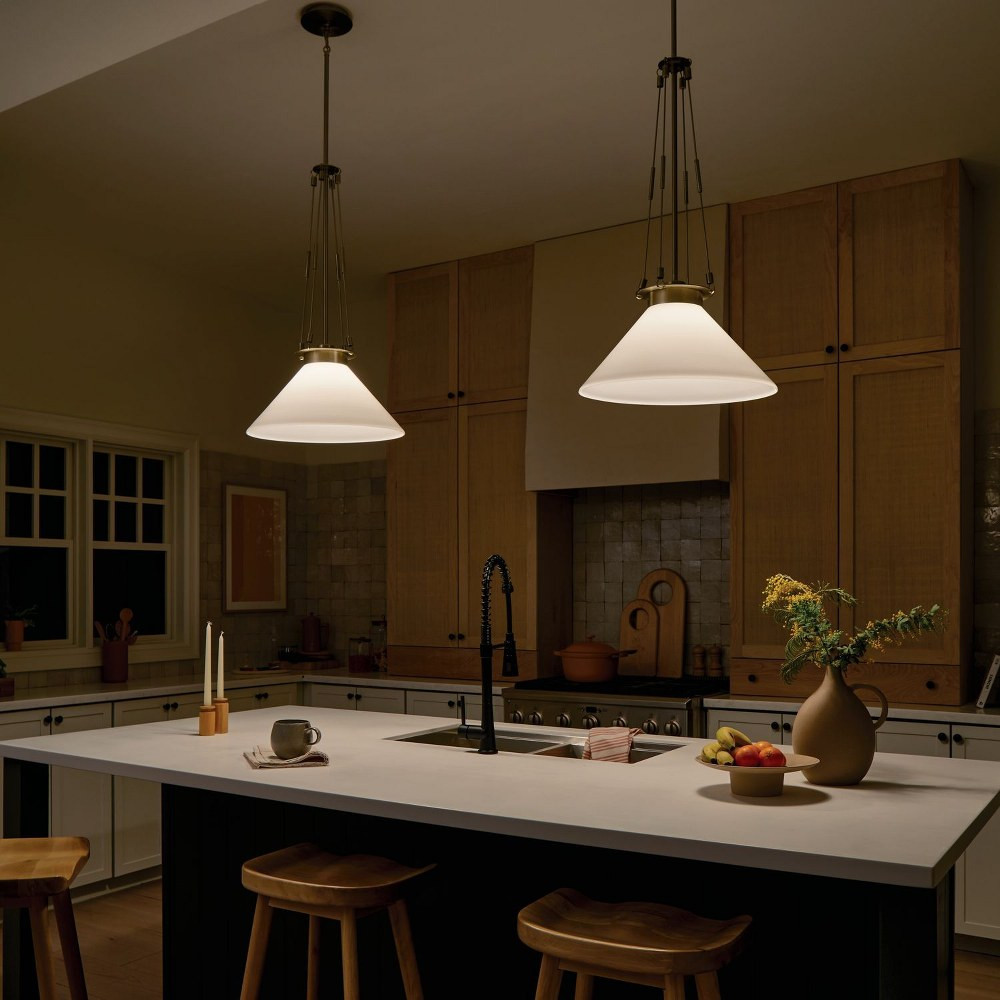 {"pim_id":"147_Kitchen_Albers_52581CPZ_Overall_Night_1B_1k","sku":"147_52581","media_type":"media"}