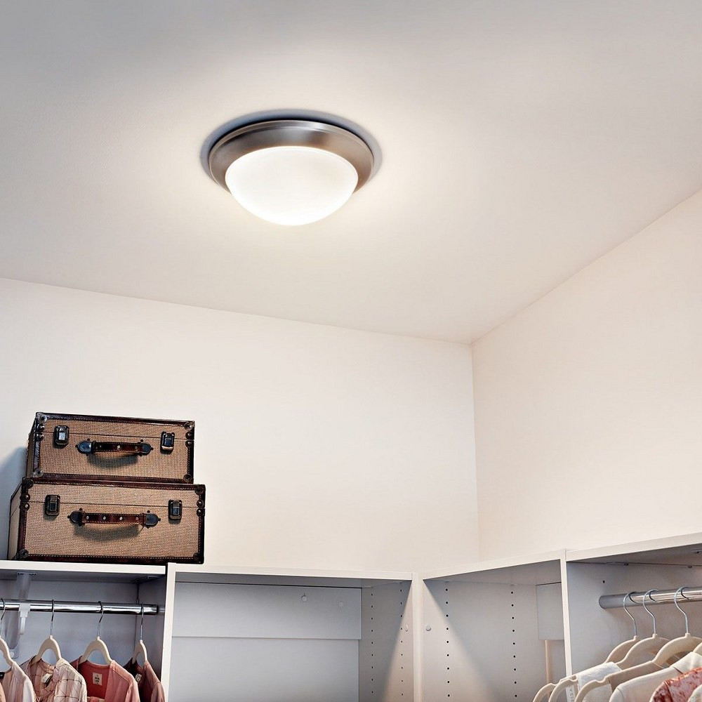 {"pim_id":"147_closet_ceilingspace_8881ni_detail_night_1b_1k","sku":"147_8881","media_type":"media"}