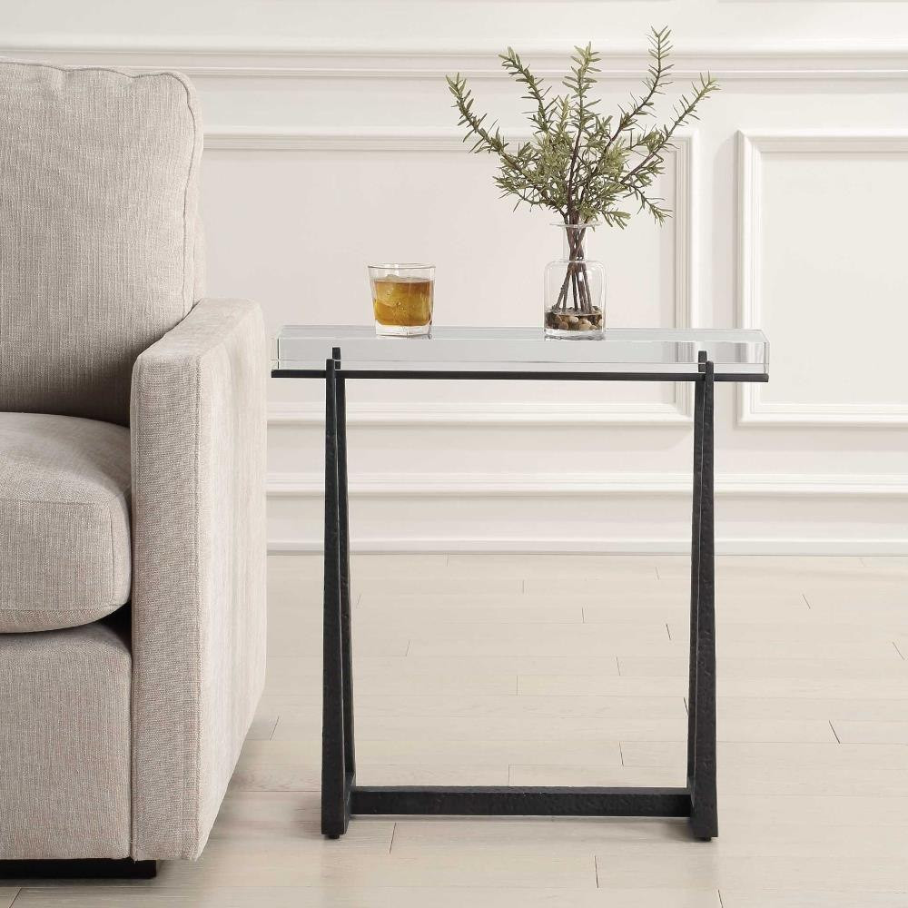 {"pim_id":"208_furn_5422_50085_b_new_2k","sku":"208_50085","media_type":"media"}