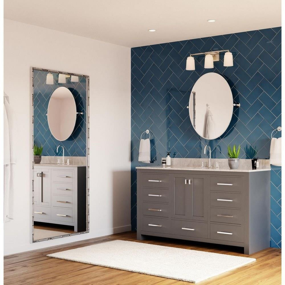 {"pim_id":"70_PROG_Spenser_Bathroom_Transitional_04_P300505_009_3d_appshot_1k","sku":"70_P300505","media_type":"media"}