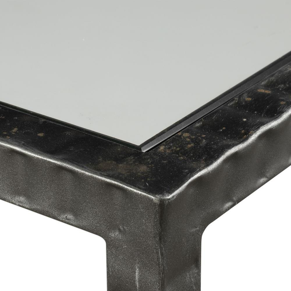 {"pim_id":"208_furn_2424_24810_a2_new_2k","sku":"208_24810","media_type":"media"}