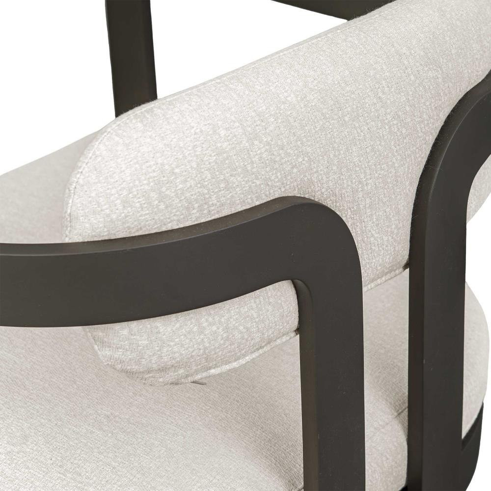 {"pim_id":"208_furn_7519_23947_a5_new_2k","sku":"208_23947","media_type":"media"}