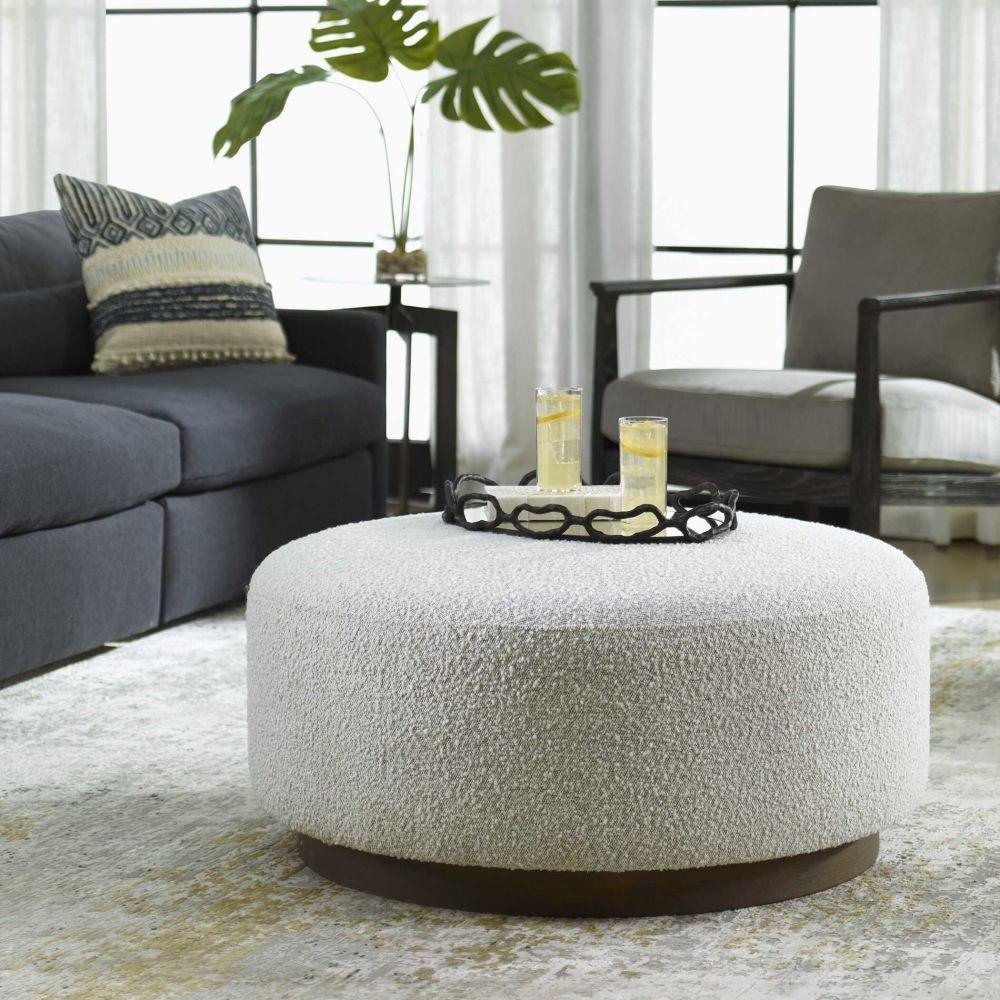 {"pim_id":"208_furn_4042_23742_b_v1_1k","sku":"208_23742","media_type":"media"}